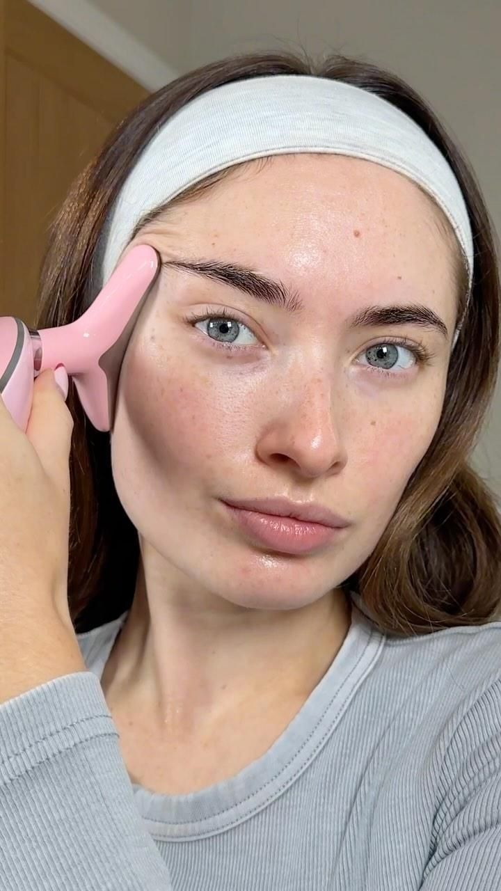 VitaLift Pro 3 em 1 - Acaba com Manchas, Impurezas e Papada (ÚLTIMAS UNIDADES)