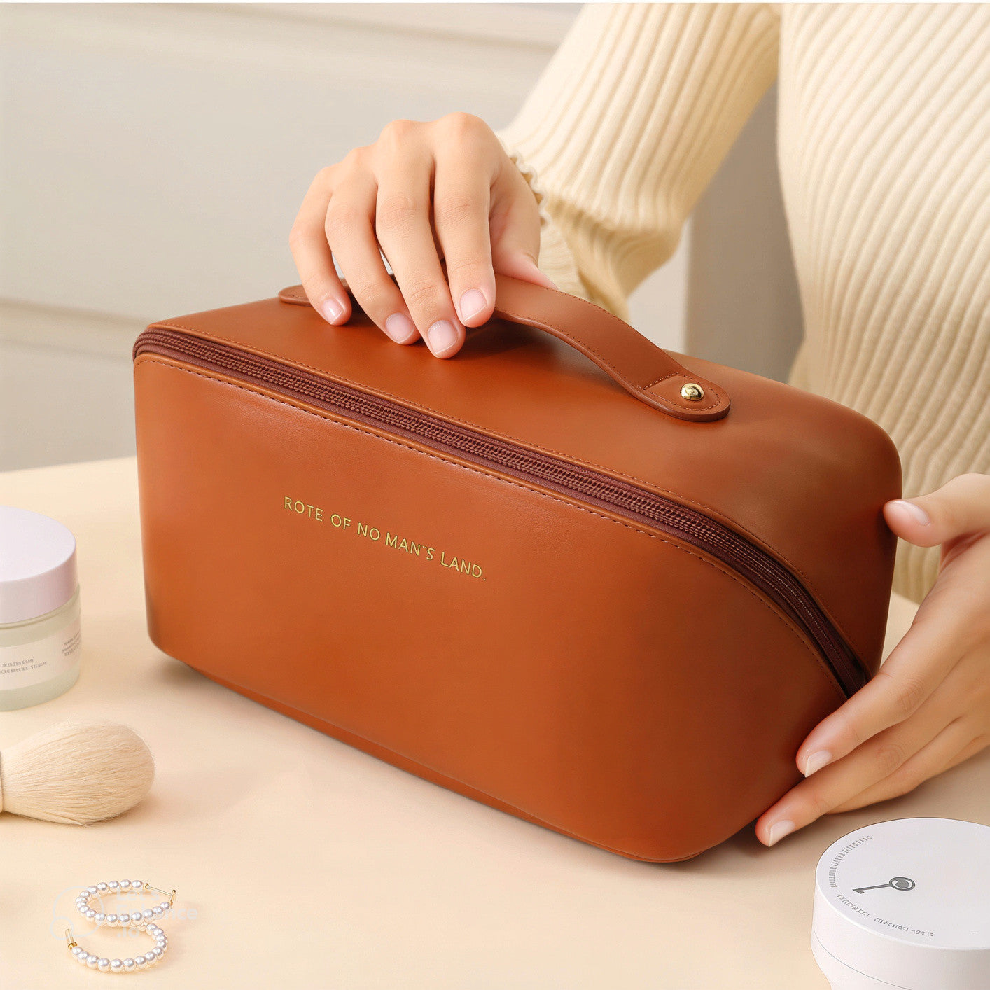 Rose Beauty – Nécessaire Feminina Porta Maquiagem e Cosméticos com Compartimentos Organizadores